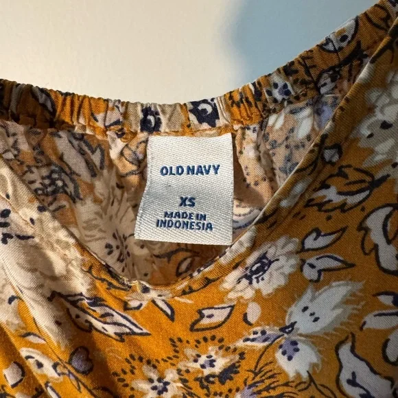 Floral Goldenrod Dress - Picture 3 of 9